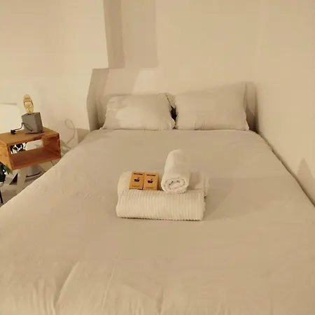 Apartmán Chic Et Moderne Avec Mezzanine A 10 Min De Montmartre *